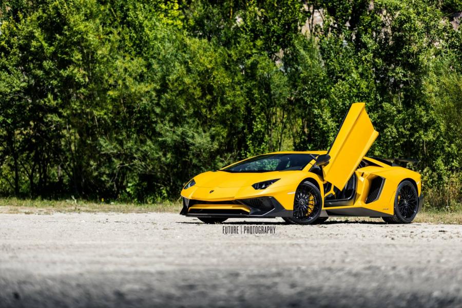  Lamborghini Aventador LP750-4 Superveloce 2015 года  (фото 28 из 49)
